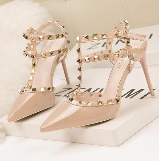 Roman fashion rivet sandals 10CM PUMPS Woman shoes Sexy nightclub stiletto heels patent-leather metallic rivet hollow