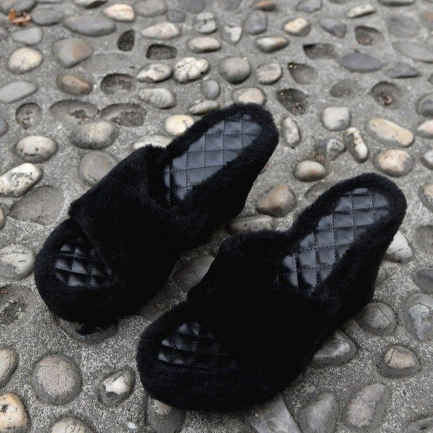 New Fur Slippers Women&#39;s Wedge Heel Shoes Women High-heeled Furry Drag Fashion Outdoor All-match Shoes Slippers Furry Slides