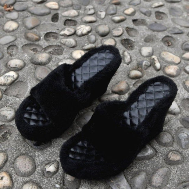 New Fur Slippers Women&#39;s Wedge Heel Shoes Women High-heeled Furry Drag Fashion Outdoor All-match Shoes Slippers Furry Slides