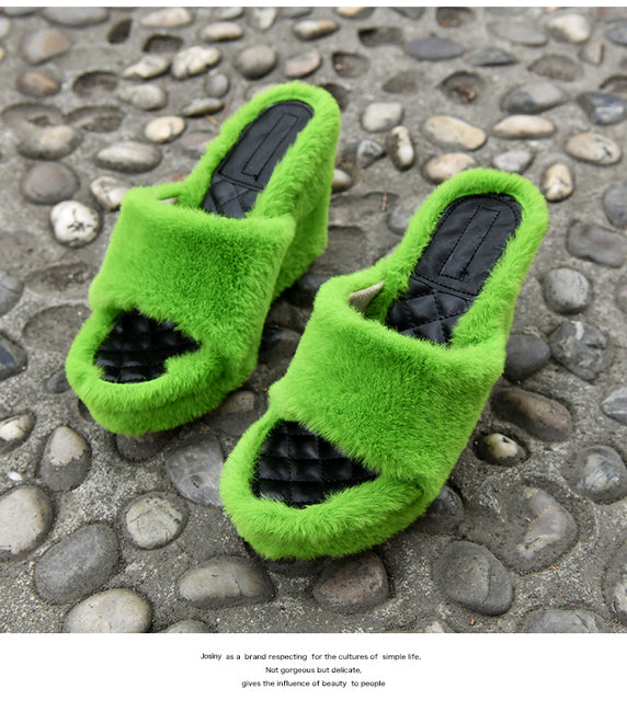 New Fur Slippers Women&#39;s Wedge Heel Shoes Women High-heeled Furry Drag Fashion Outdoor All-match Shoes Slippers Furry Slides